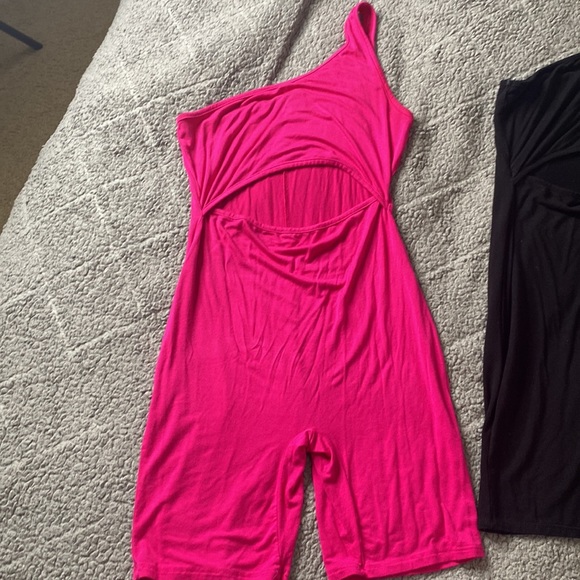 Black Asymmetrical Stomach Cut Out Bodysuit Medium - Picture 2 of 3